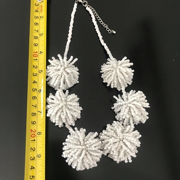 White beaded Pom Pom Necklace - Picture 3 of 4
